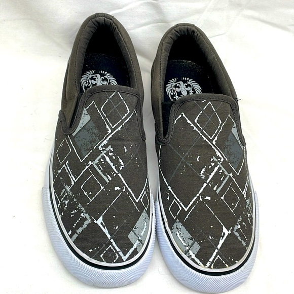 NEW!!! DRAVEN low top boat/skate canvas sneakers men sz 9 - Picture 1 of 8